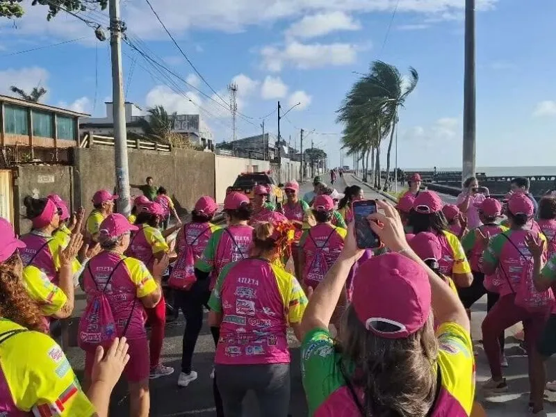 Olinda recebe caminhada gratuita com ações de saúde e atividades físicas
