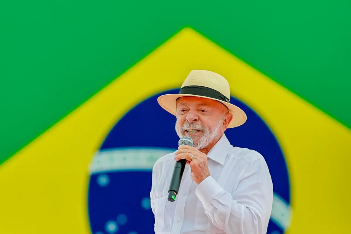 Lula relaciona juros a menos recursos para educação e defende responsabilidade fiscal