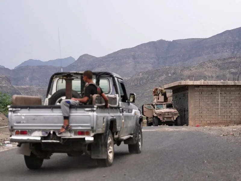 Houthis ampliam controle sobre Bab el-Mandeb e chegam a ilhas estratégicas