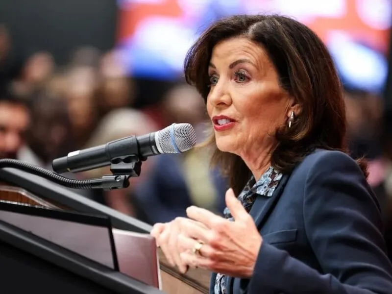 Nova York nomeia procuradora para investigar denúncia de estupro coletivo em Cornell