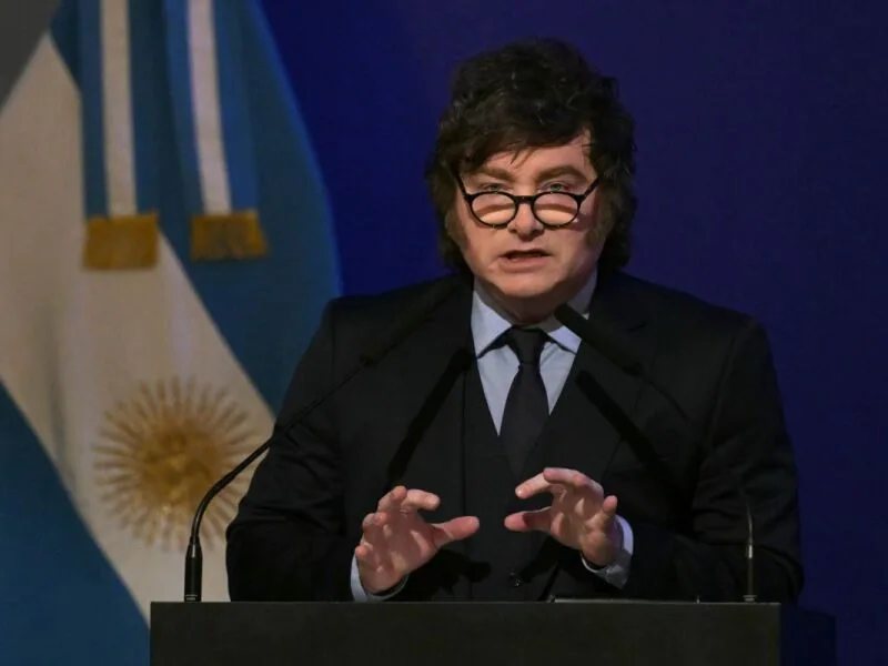 Milei encaminha projeto sobre soberania das Malvinas ao Congresso argentino