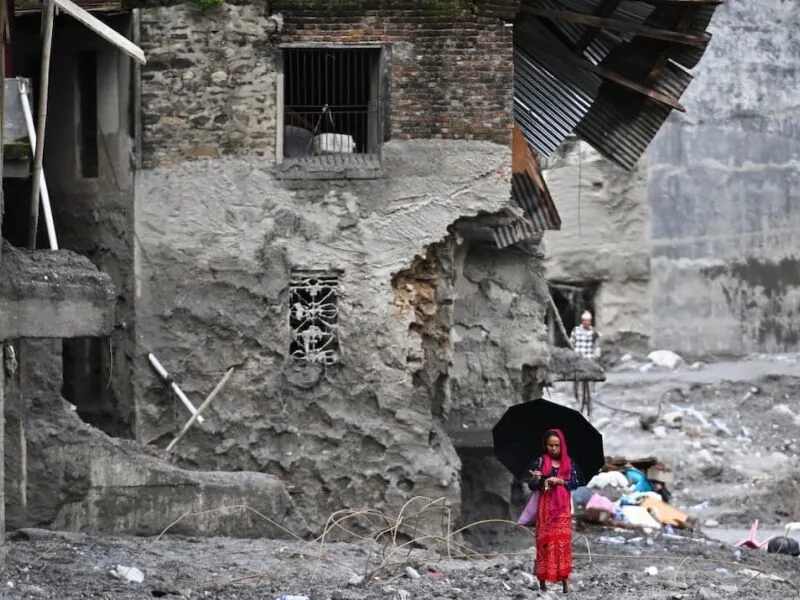 Nepal decreta luto nacional enquanto buscas por desaparecidos continuam