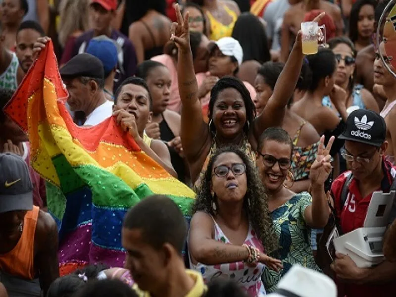 Parada da Diversidade reúne atrações no Recife neste domingo (20)