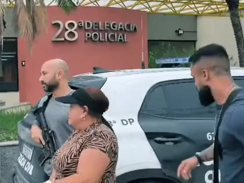 Polícia prende mulher suspeita de cuidar das finanças de Beira-Mar