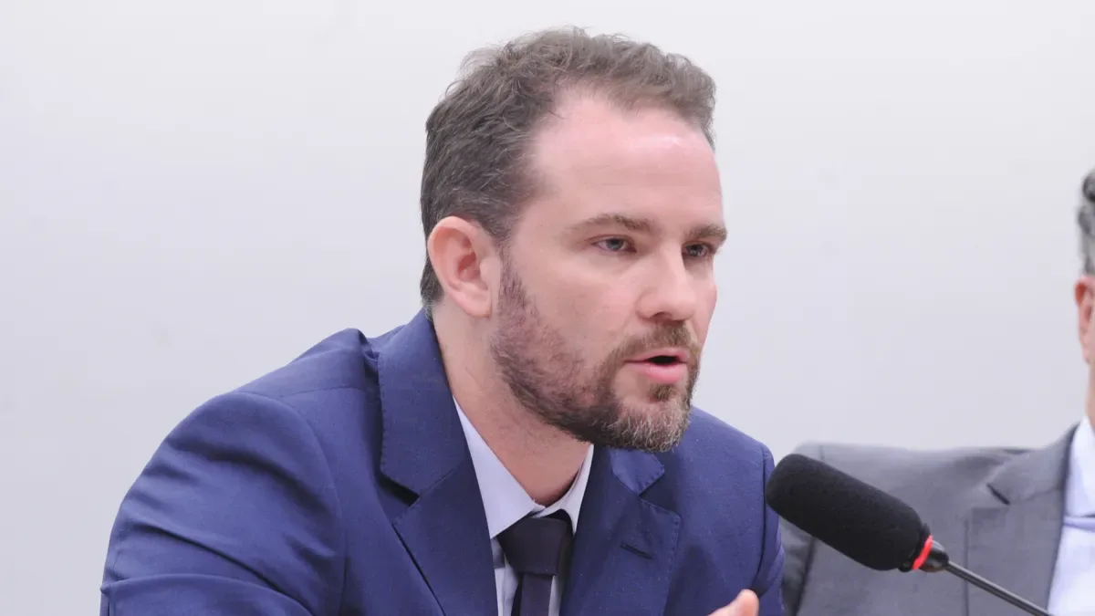 Fazenda avalia leilão para retirar dívidas antigas do cadastro negativo