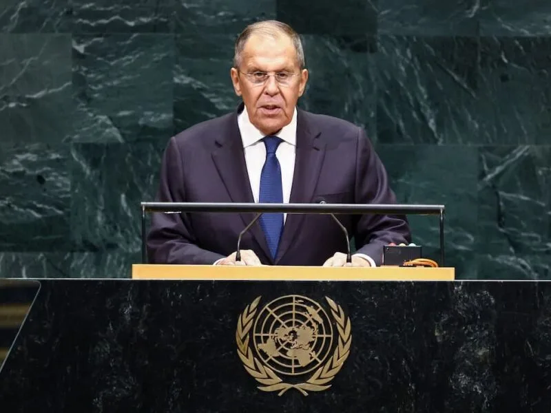 Lavrov diz que Europa tenta bloquear negociações de paz na Ucrânia