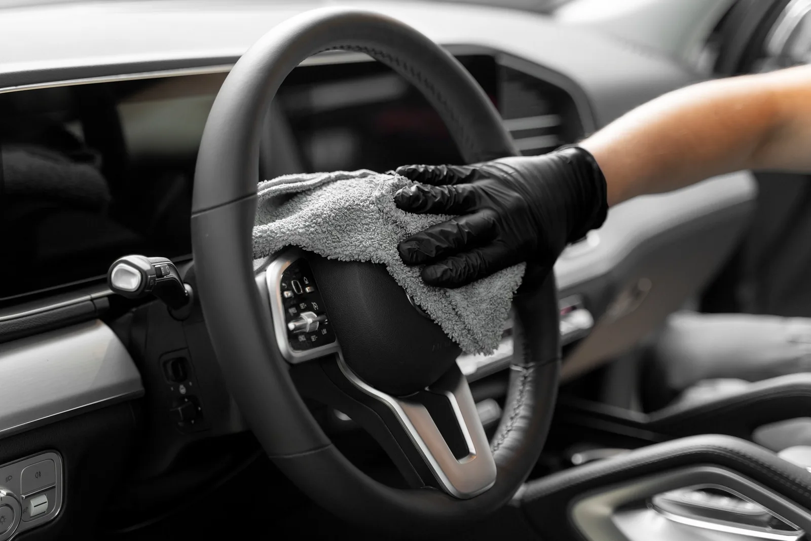 Silicones automotivos ajudam a conservar plásticos, borrachas e painéis