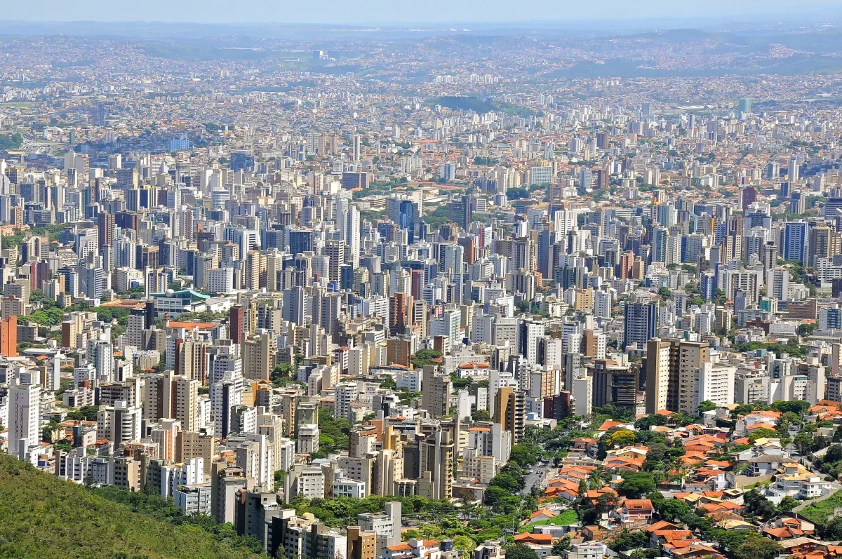 IVAR registra alta de 0,29% em agosto, com pressão maior em Belo Horizonte