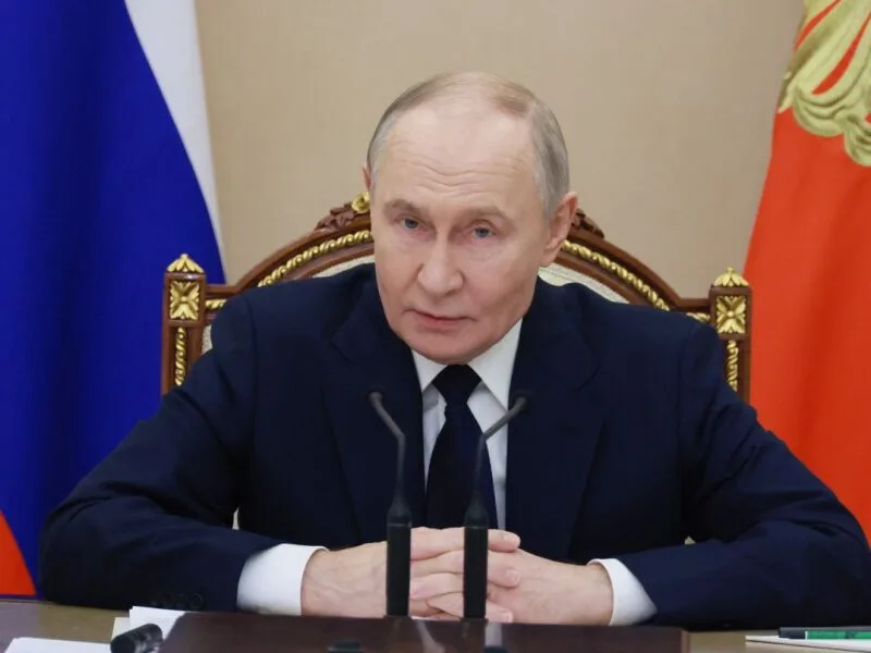 Putin ameaça resposta com armas nucleares em caso de ataque a Kaliningrado
