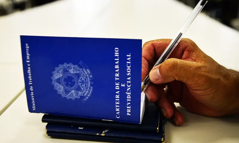 São Paulo soma 306.883 empregos formais nos oito primeiros meses de 2026