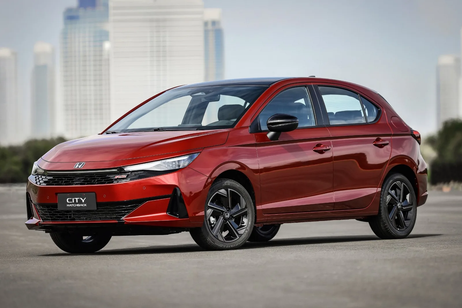 Honda City 2027 ganha versão RS e novos equipamentos no Brasil
