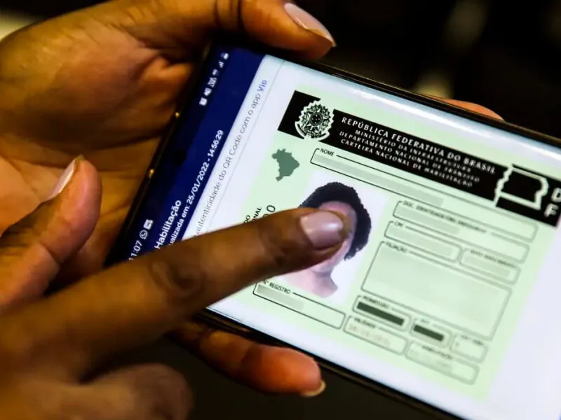 Contran estende validade de CNHs e ACCs vencidas até dezembro de 2026