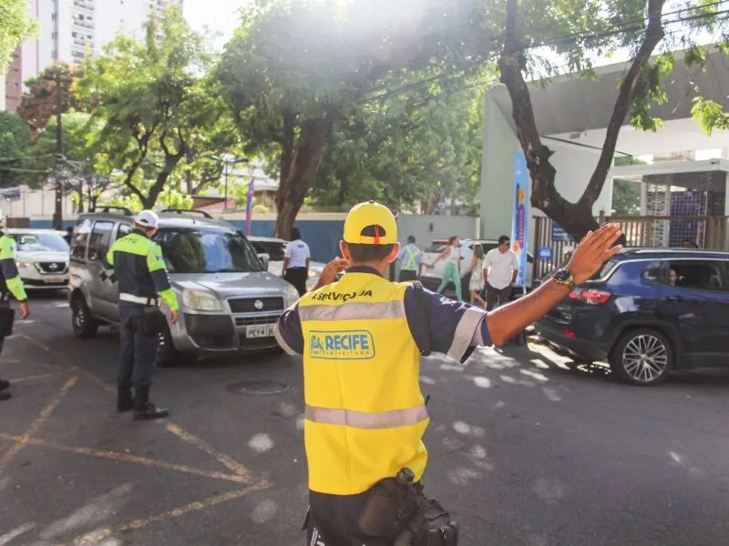 Recife terá bloqueios e desvios para corridas e eventos neste fim de semana
