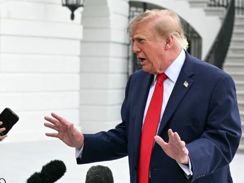 Trump nega oferta do Irã para liberar o Estreito de Ormuz em sete dias