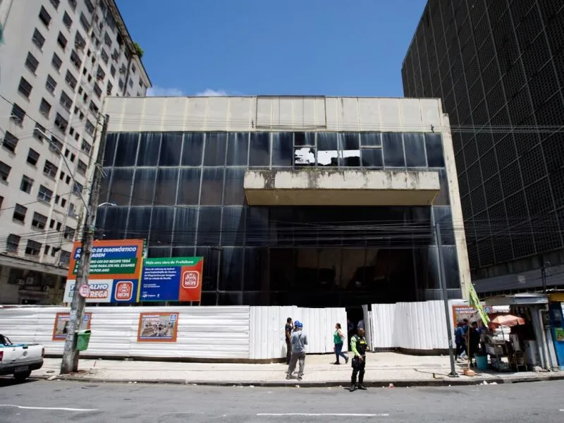 Recife começa obra de centro para exames e prevê atendimento em 2027