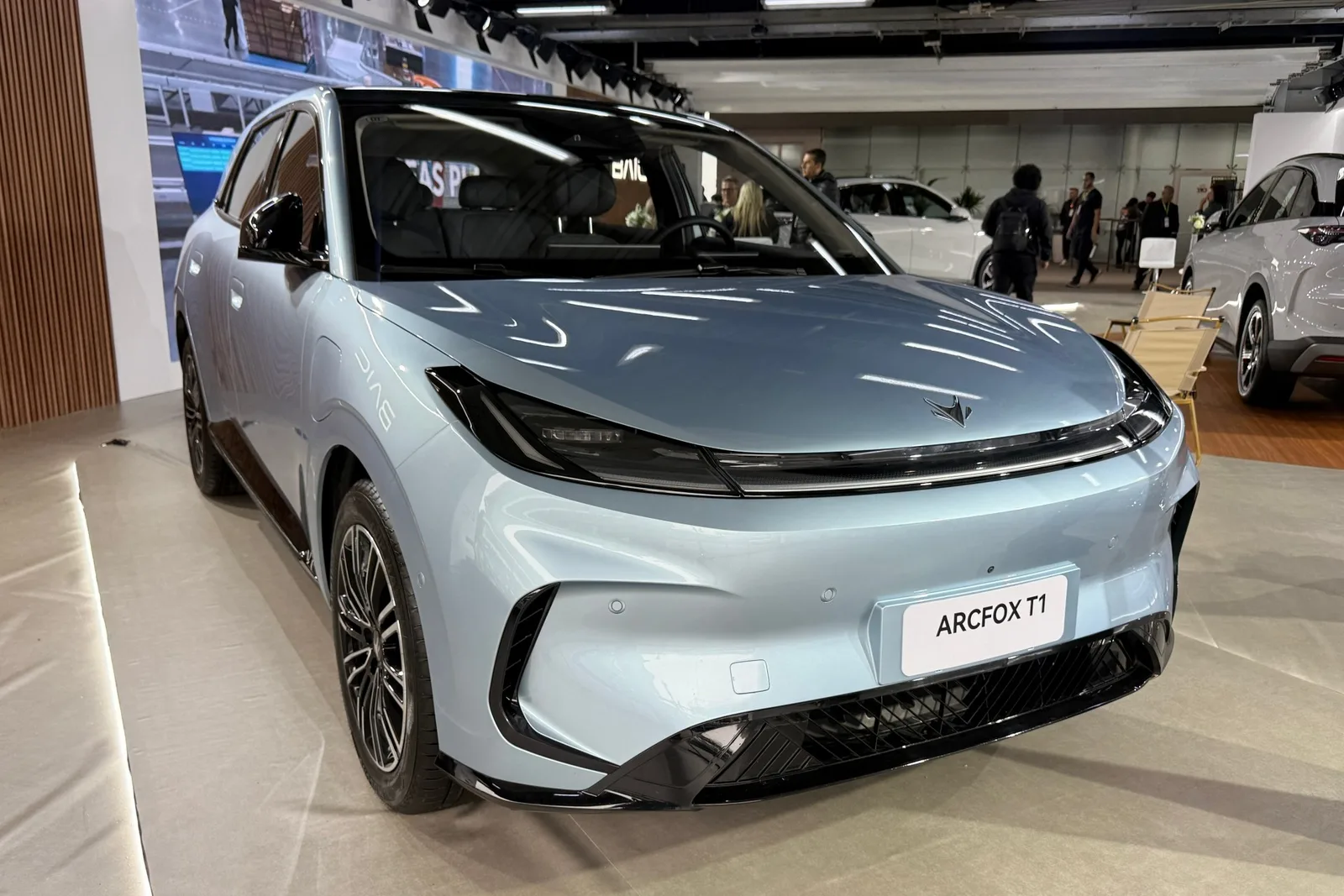 Baic prepara seis modelos eletrificados para o mercado brasileiro