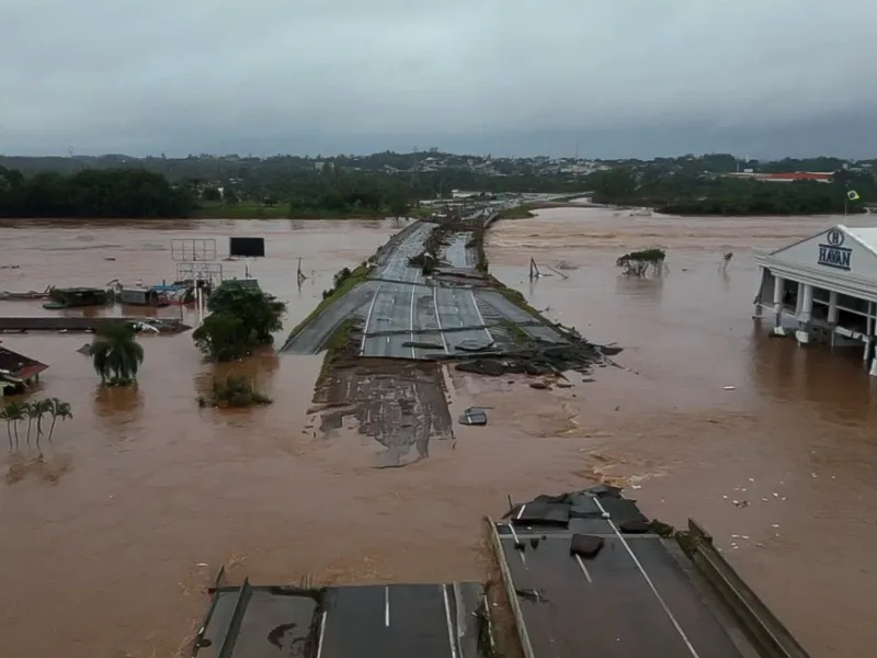 Rio Taquari tem alerta de inundação até quarta-feira