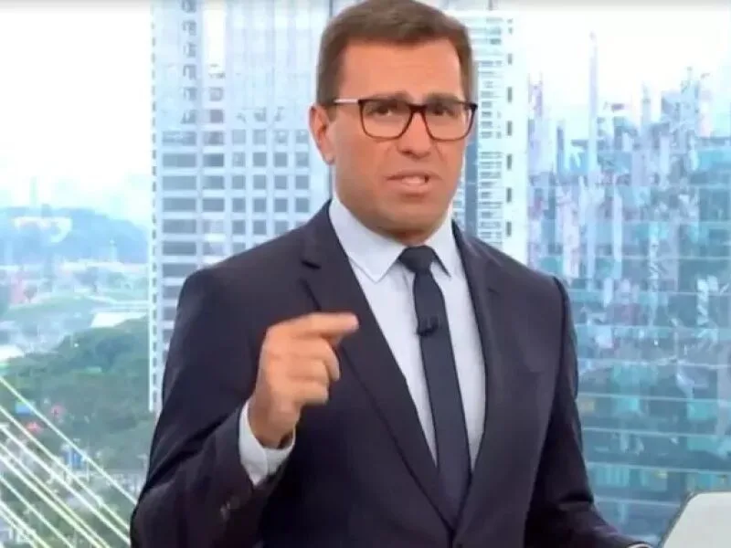 SBT analisa denúncia de suposta extorsão envolvendo Rodrigo Bocardi