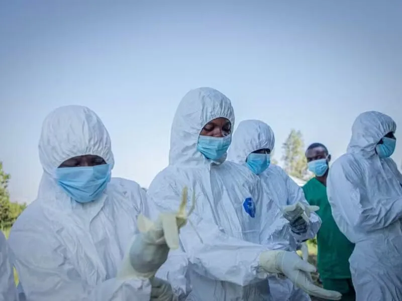 OMS aponta avanço contra ebola, mas alerta para meses difíceis na RDC