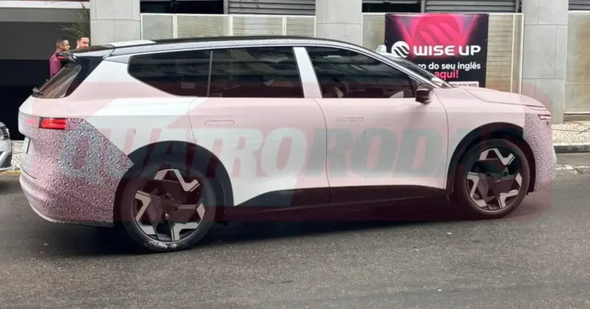 Nissan NX8 é flagrado em São Paulo com pouca camuflagem e até 1.450 km de alcance