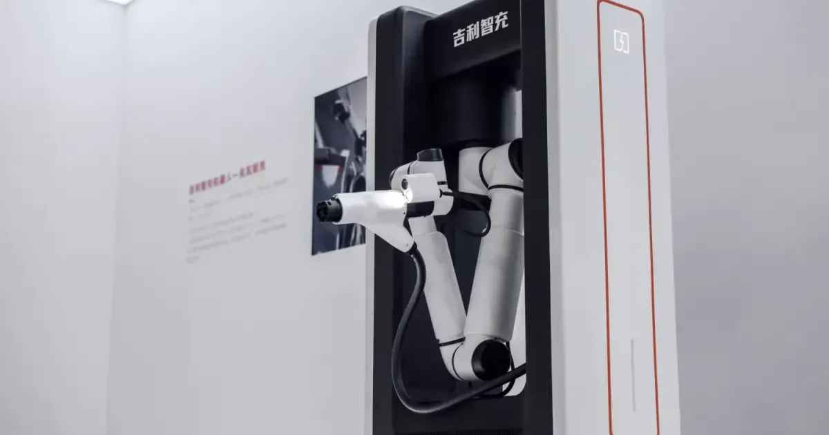 Geely apresenta recarga de até 2.250 kW para carros elétricos na China