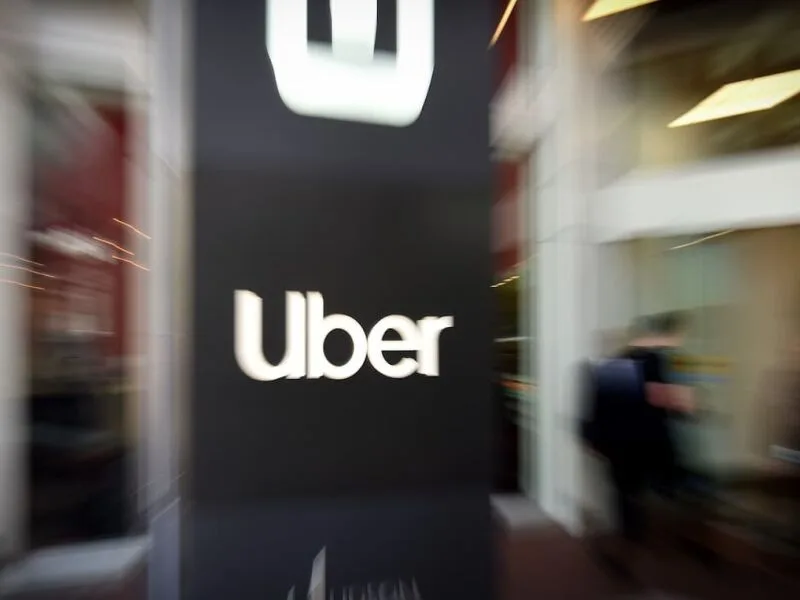 Uber e motorista devem pagar US$ 40 milhões após morte em rodovia