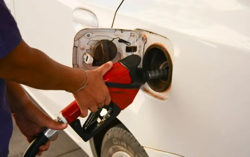 Governo avalia manter subsídio de R$ 2,12 para o diesel por mais um mês