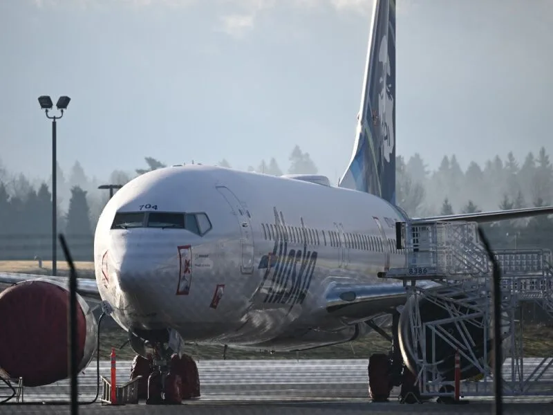 Falha técnica cancela mais de 1.750 voos e afeta aeroportos britânicos