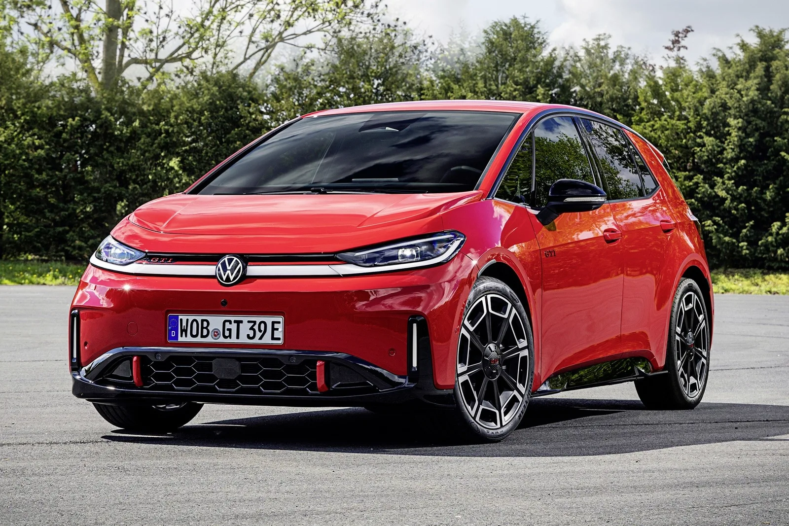 Volkswagen ID.3 GTI chega com 326 cv e autonomia de até 601 km