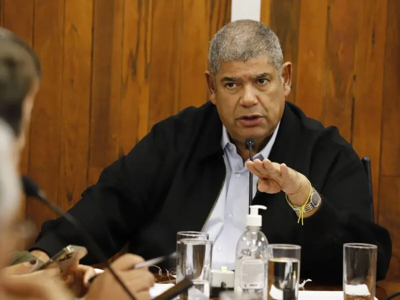 Invasores deixam R$ 19.261 em escritório de Milton Leite em São Paulo