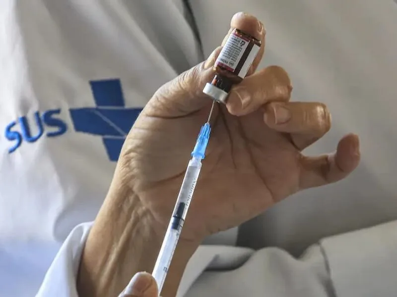 MenQuadfi poderá ser usada em bebês a partir de 6 semanas, decide Anvisa